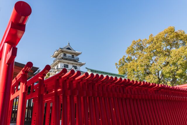 「吹揚神社」
愛媛県今治市通町３丁目１−１
#吹揚神社 ##今治城 #鳥居 #春祭り #藤堂高虎 #今治 #空 #今治 #愛媛県