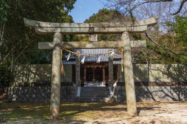 「客大明神社」
愛媛県今治市大西町宮脇827-2
#客大明神社 #神社 #鳥居 #神社仏閣 #torii #今治市 #愛媛県